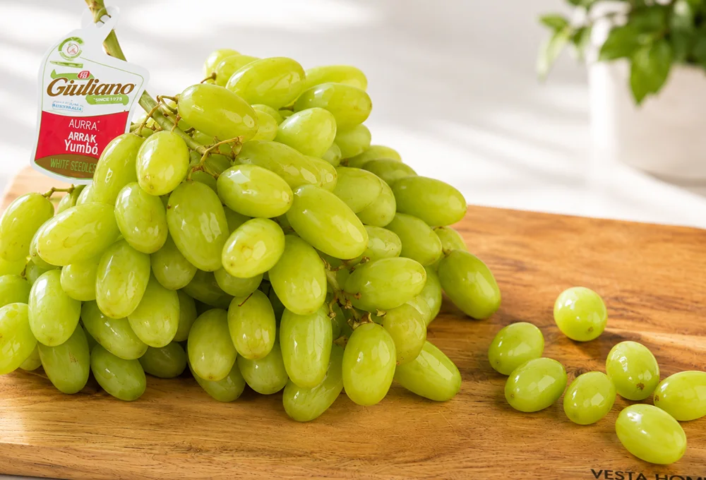 Giuliano Green Seedless Grapes