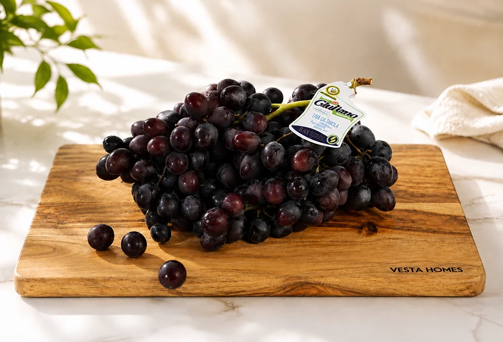 Giuliano Black Seedless Grapes