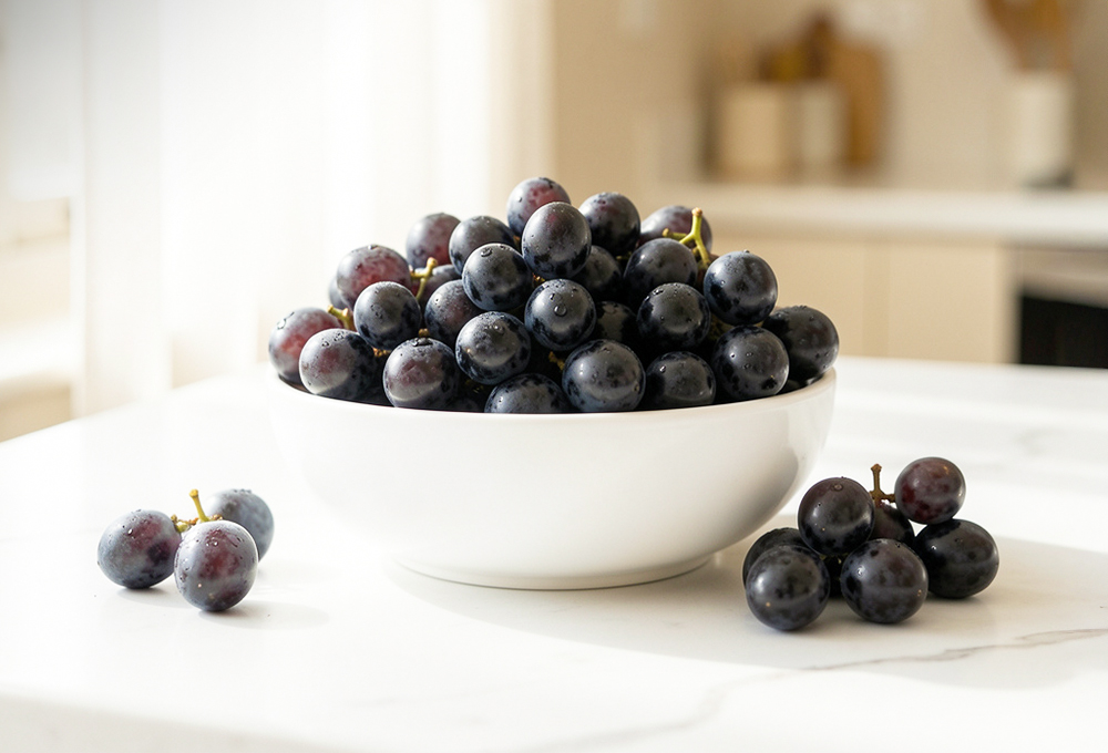 Australian Black Seedless Grapes