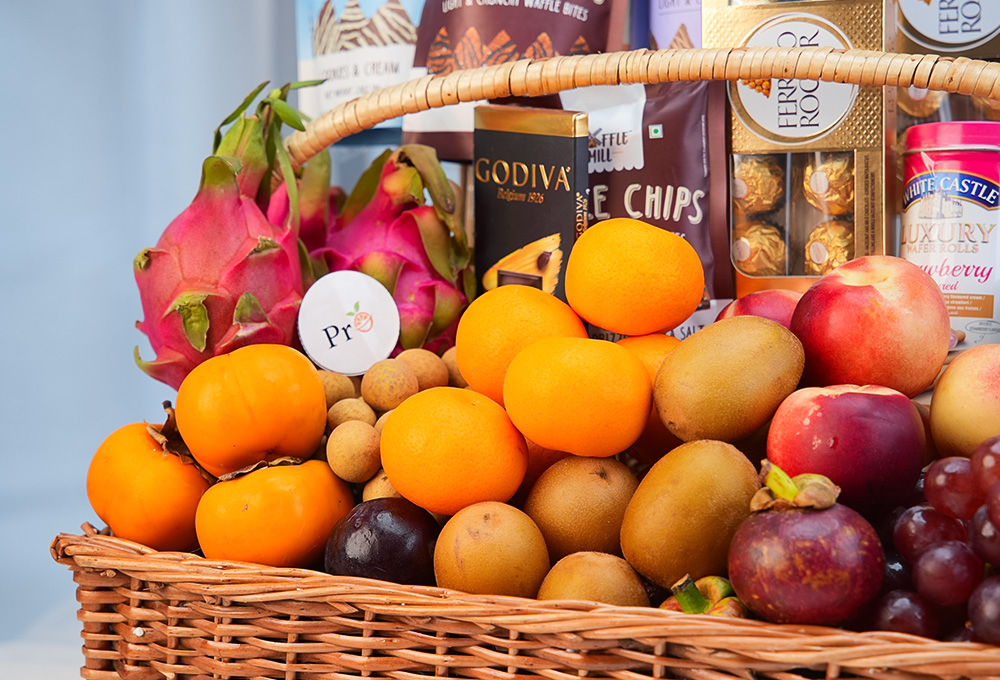 Grand Luxe Exotic Fruit & Gourmet Basket