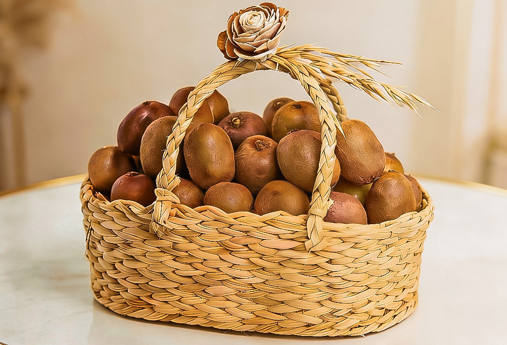 gold-kiwi-beige-basket