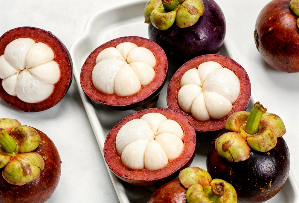 Premium imported mangosteen fruit for healthy snacking