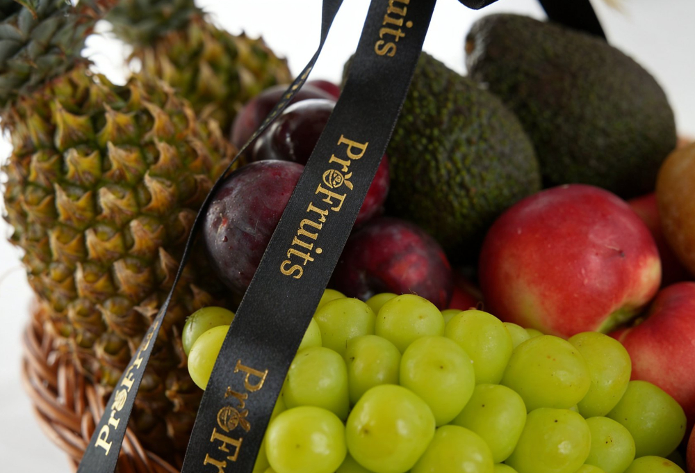 Premium Fruit Basket - Vibrant Citrus & Fresh Fruits Collection