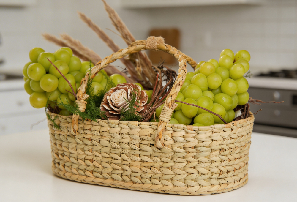 Premium Shine Muscat Grapes Basket
