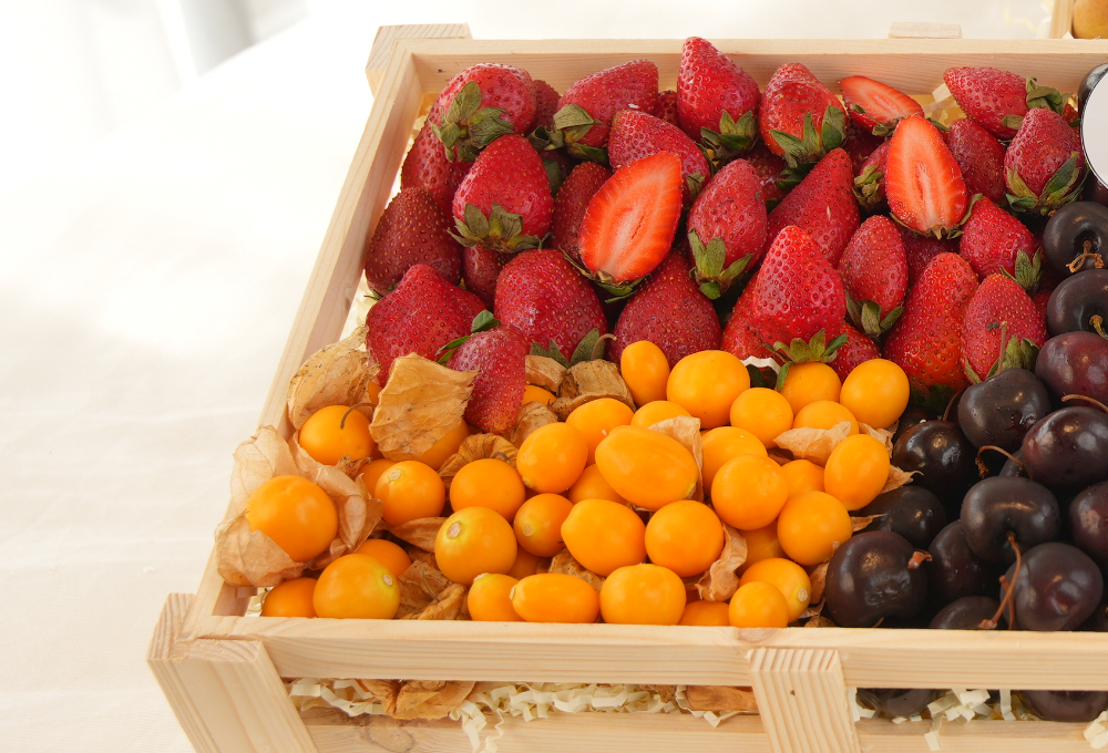 Gift Set of 2 - Exotic Fruit Trays V1