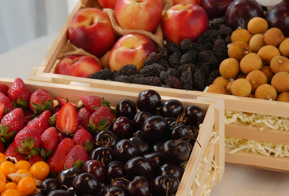 Gift Set of 2 - Exotic Fruit Trays V4