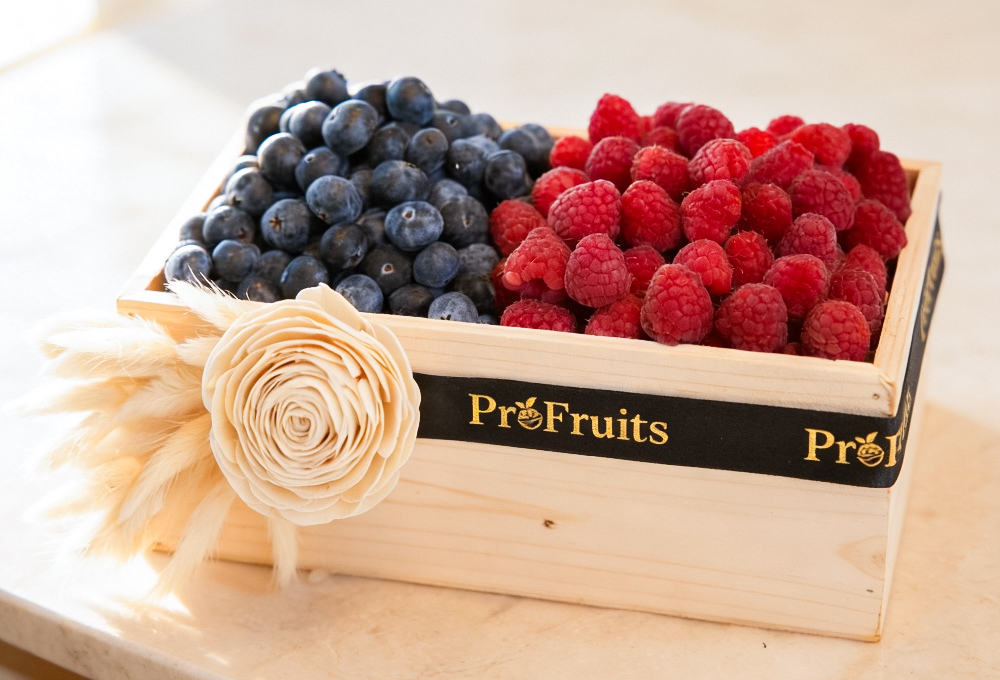 Blueberry & Golden Kiwi Premium Fruit Tray