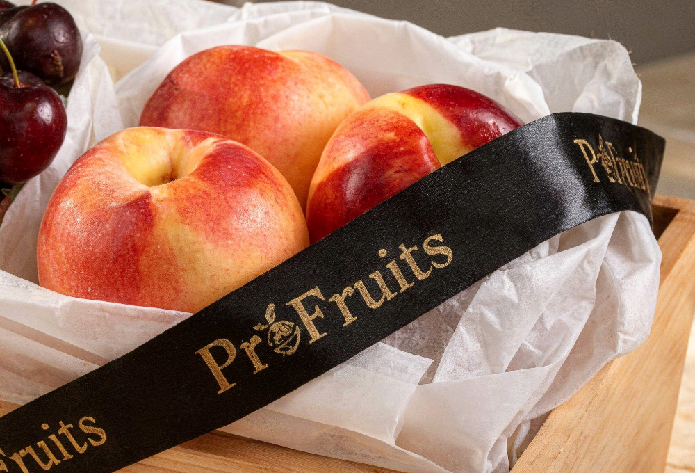 Red Cherry & Nectarine Premium Fruit Box