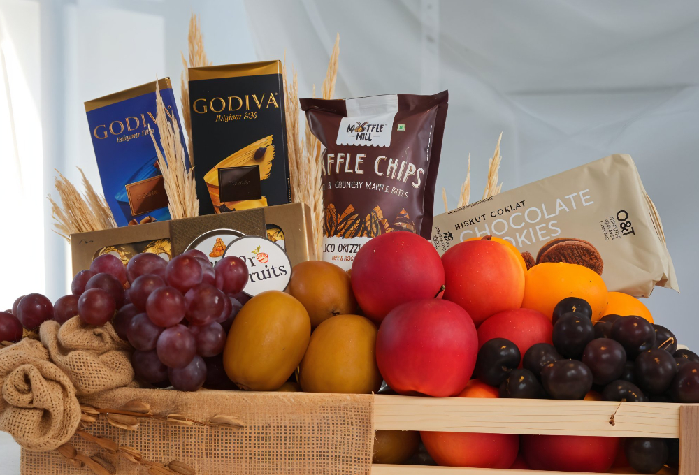 Gourmet Orchard Fruit & Chocolate Celebration Tray