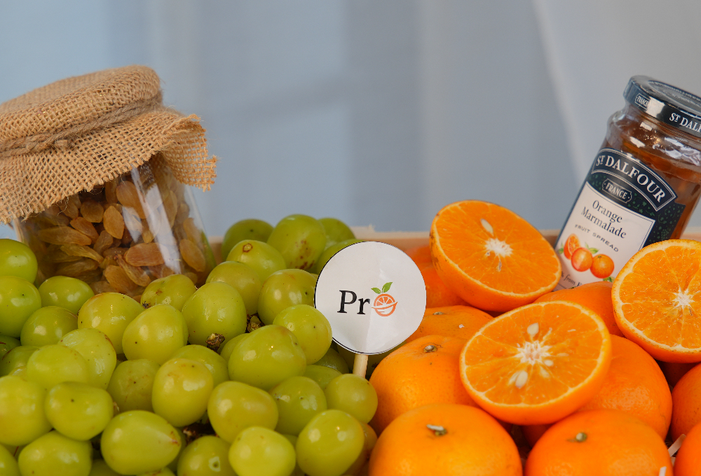 Shine Muscat & Mandarin Gourmet Fruit Tray