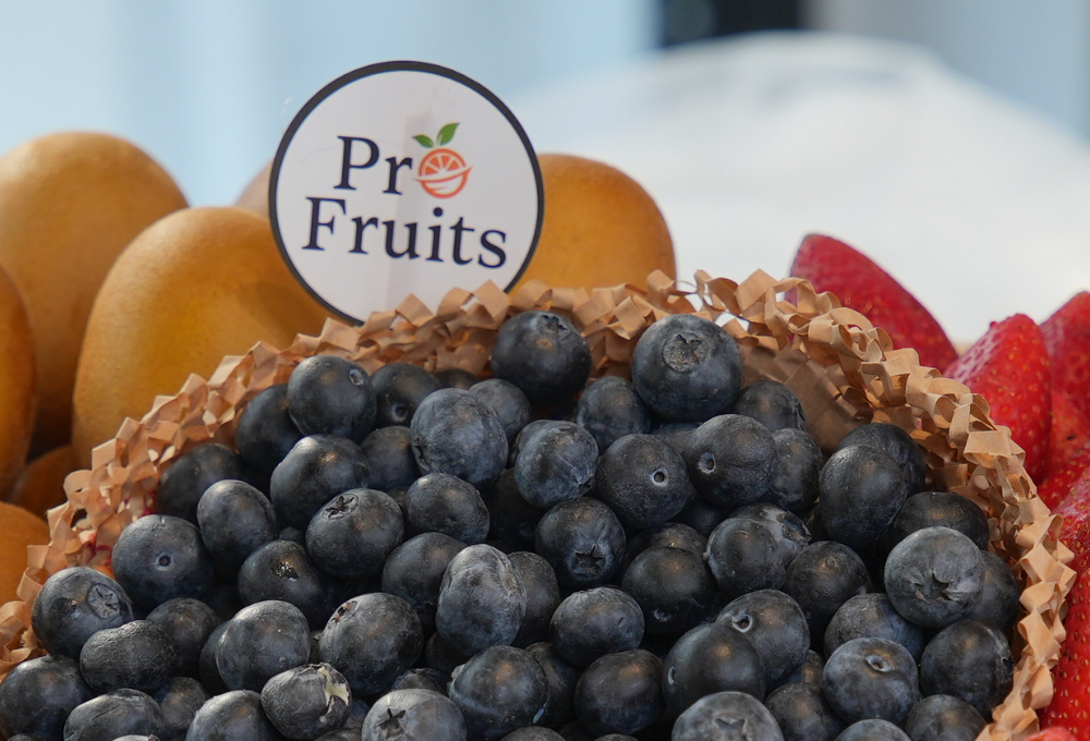 Berry Gold Trio Luxury Fruit Tray