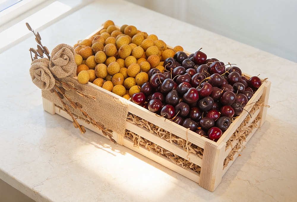 Longan & Cherry Royal Harvest Tray