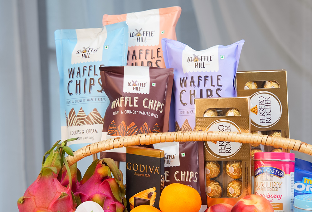 Grand Luxe Exotic Fruit & Gourmet Basket