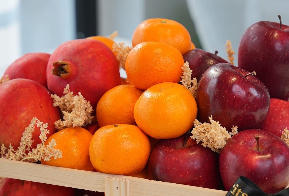 Ruby Citrus Orchard Luxury Fruit Tray