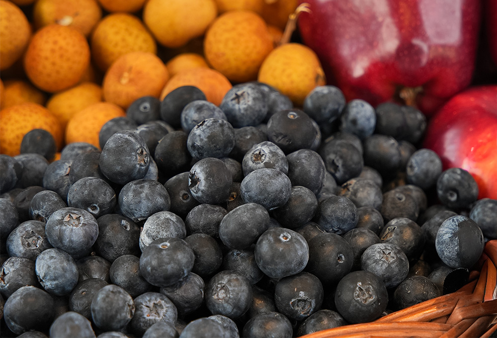 Exotic Fruit Basket Deluxe