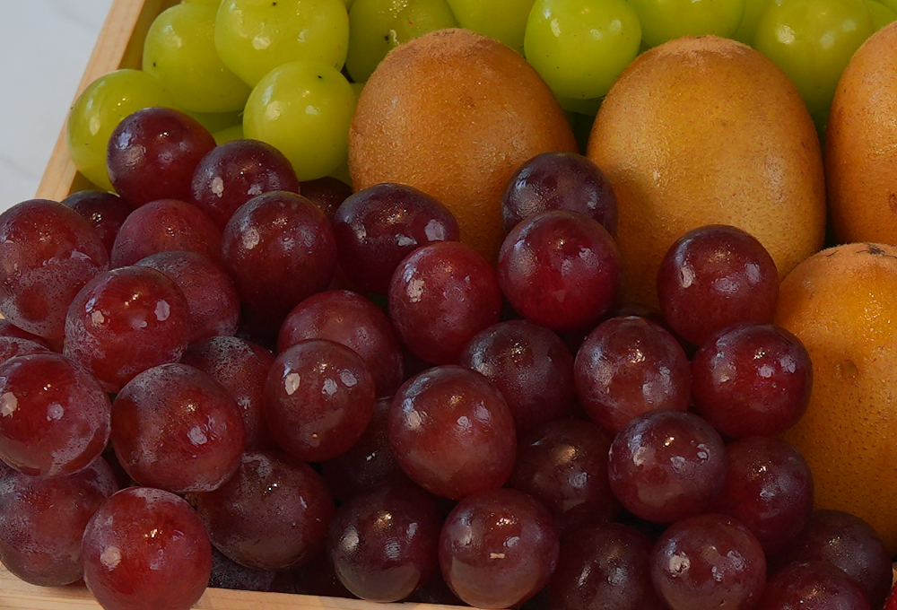 Zespri & Muscat Premium Berry Harvest Tray