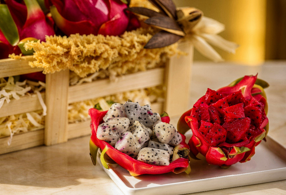 red-white-dragon-fruit-tray